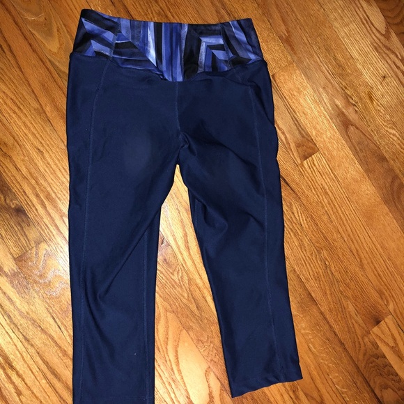 Crop Nike workout pants - Picture 3 of 4